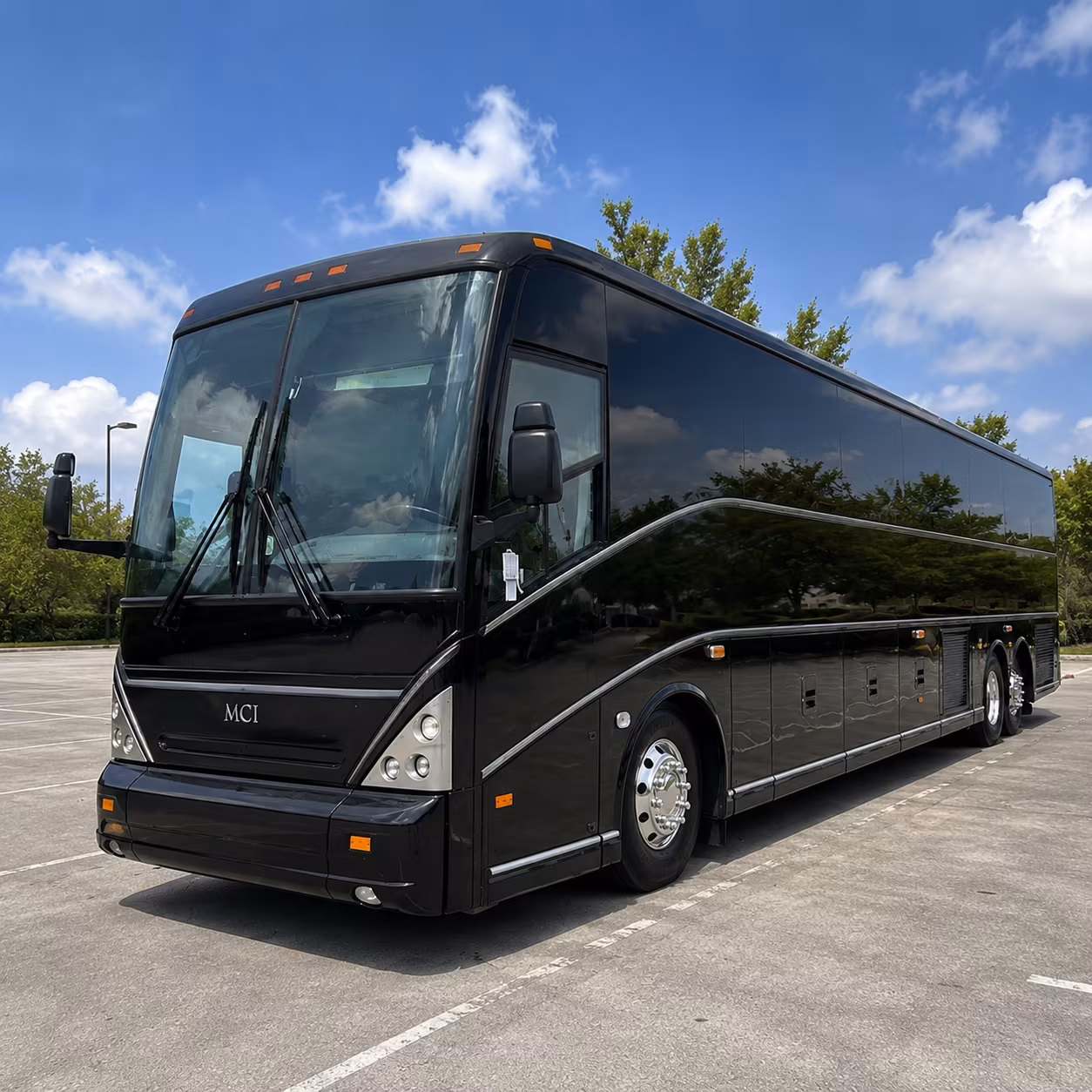 get a bus to bud walton arena for razorbacks basketball