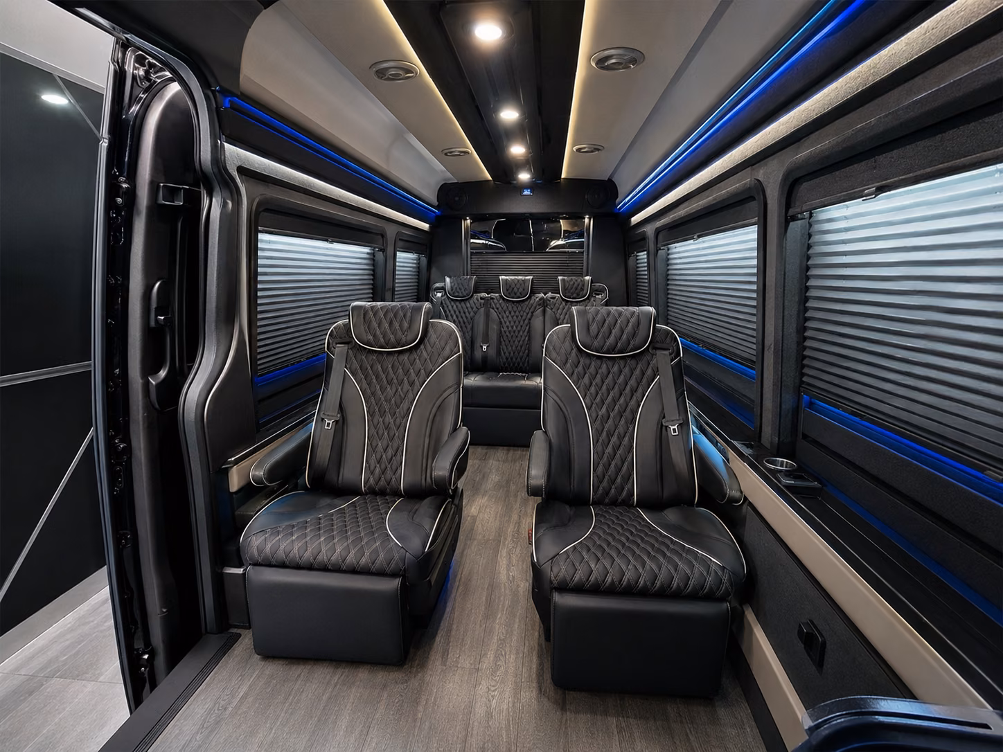 razorback game day airport shuttles and university of arkansas group travel